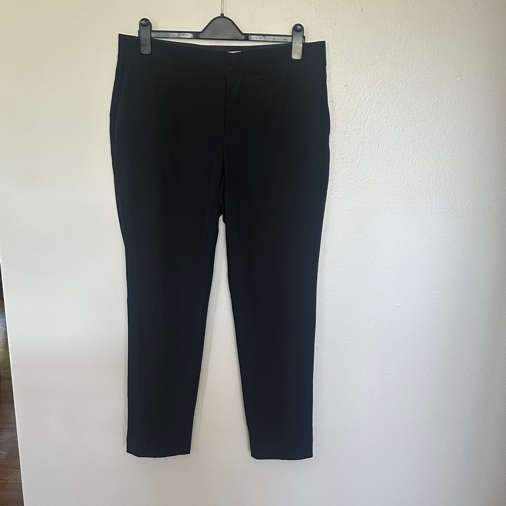 Mondetta Black Women's Slim Golf Pants